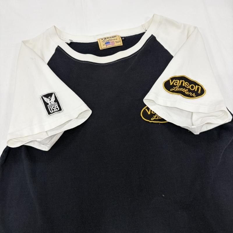 ヴァンソン VANSON Tシャツ 半袖 半袖 ラグラン Tシャツ ロゴ 刺繍 ワッペン パッチ バックプリント フェード M ロゴ、文字 X 刺繍 X プリント 黒 / ブラック / black X 白 / ホワイト / white X 黄 / イエロー / yellow X 灰 / グレー / gray メンズ USED 古着 中古 50160732