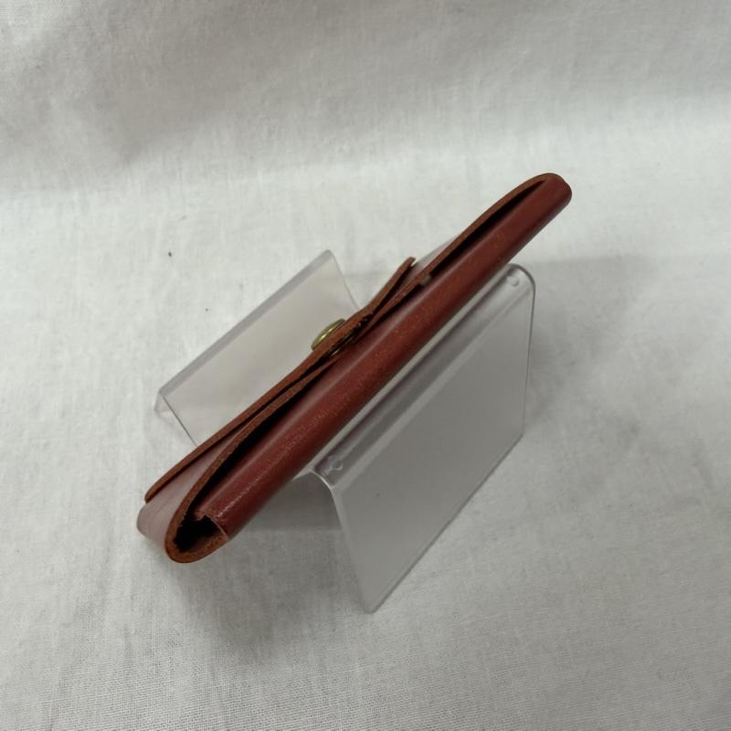 イルビゾンテ IL BISONTE カードケース カードケース レター型カードケース red レザー ロゴ刻印 名刺入れ コインケース - ロゴ、文字 赤 / レッド / red メンズ USED 古着 中古 50160743