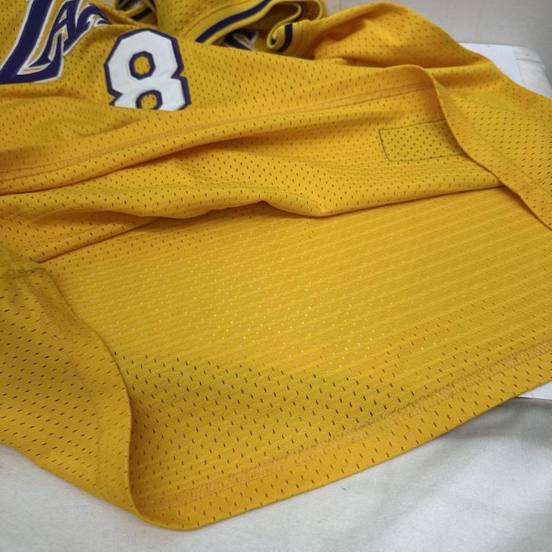 マジェスティック MAJESTIC タンクトップ タンクトップ HARDWOOD CLASSICS NBA LAKERS KOBE BRYANT コービー ブライアント ユニフォーム - 黄 / イエロー / yellow メンズ USED 古着 中古 50160765