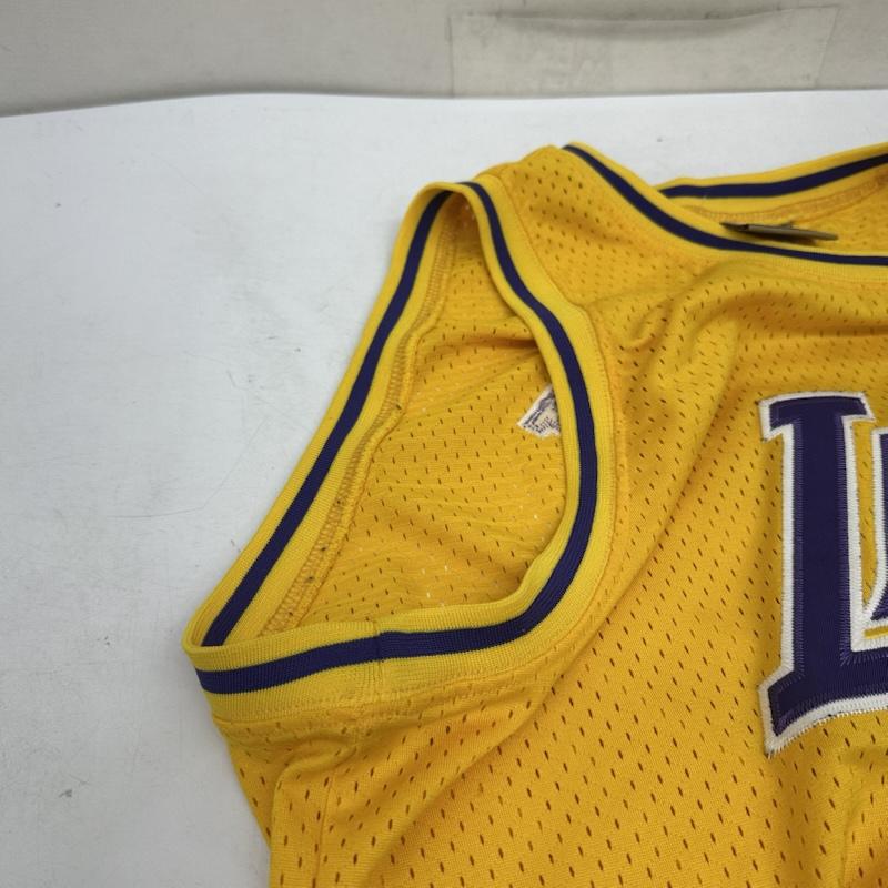 マジェスティック MAJESTIC タンクトップ タンクトップ HARDWOOD CLASSICS NBA LAKERS KOBE BRYANT コービー ブライアント ユニフォーム - 黄 / イエロー / yellow メンズ USED 古着 中古 50160765