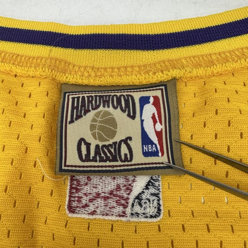 マジェスティック MAJESTIC タンクトップ タンクトップ HARDWOOD CLASSICS NBA LAKERS KOBE BRYANT コービー ブライアント ユニフォーム - 黄 / イエロー / yellow メンズ USED 古着 中古 50160765