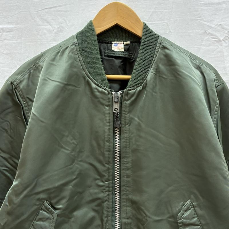 ヴィンテージ VINTAGE ジャケット、上着 フライトジャケット USA製 IDEAL ジッパー ナイロン MA-1 ボンバー フライトジャケット ミリタリー L メンズ USED 古着 中古 50160792