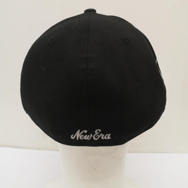 ニューエラ NEW ERA 帽子 キャップ Neon Tube ネオン チューブロゴ キャップ 7 1/2 - 黒 / ブラック / black メンズ USED 古着 中古 50160857