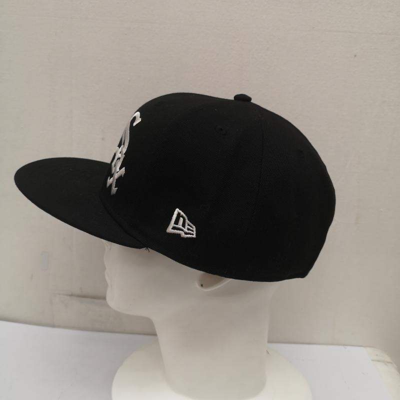 ニューエラ NEW ERA 帽子 キャップ ネオンチューブ ロゴ シカゴ ホワイトソックス キャップ 7 1/2 - 黒 / ブラック / black メンズ USED 古着 中古 50160858