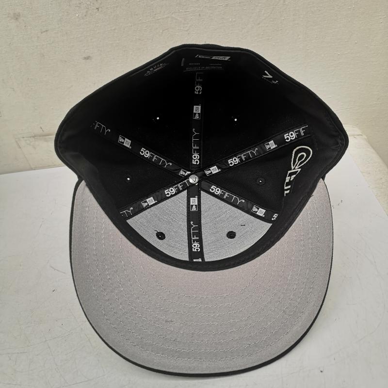ニューエラ NEW ERA 帽子 キャップ ネオンチューブ ロゴ シカゴ ホワイトソックス キャップ 7 1/2 - 黒 / ブラック / black メンズ USED 古着 中古 50160858