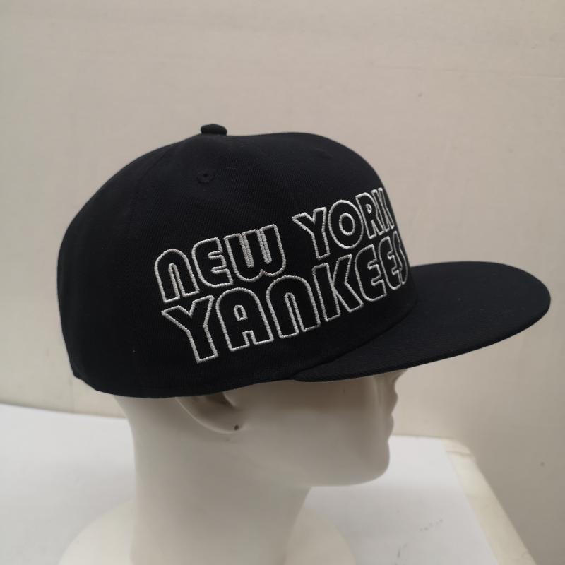 ニューエラ NEW ERA 帽子 キャップ ネオンチューブ ロゴ ニューヨーク ヤンキース 7 1/2 - 紺 / ネイビー / navy メンズ USED 古着 中古 50160870