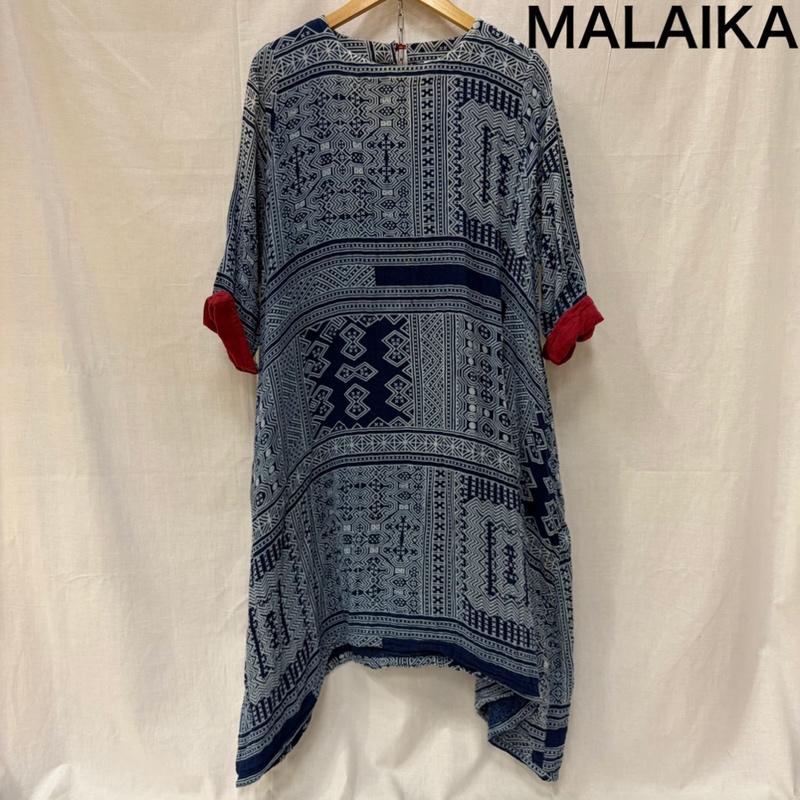 マライカ MALAIKA ワンピース ひざ丈スカート モン族柄藍染プリントワンピース コットンダブルガーゼ バティック模様 Aライン - 総柄 白 / ホワイト / white X 紺 / ネイビー / navy X 赤 / レッド / red レディース USED 古着 中古 50160885