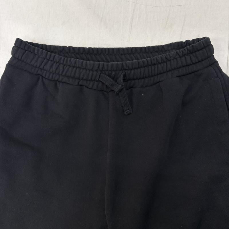 ディーゼル DIESEL ボトムス ボトムス P-CROWN-DIV スウェットハーフパンツ ショート 刺繍 A03760 S 無地 X ロゴ、文字 X ワンポイント 黒 / ブラック / black メンズ USED 古着 中古 50160989