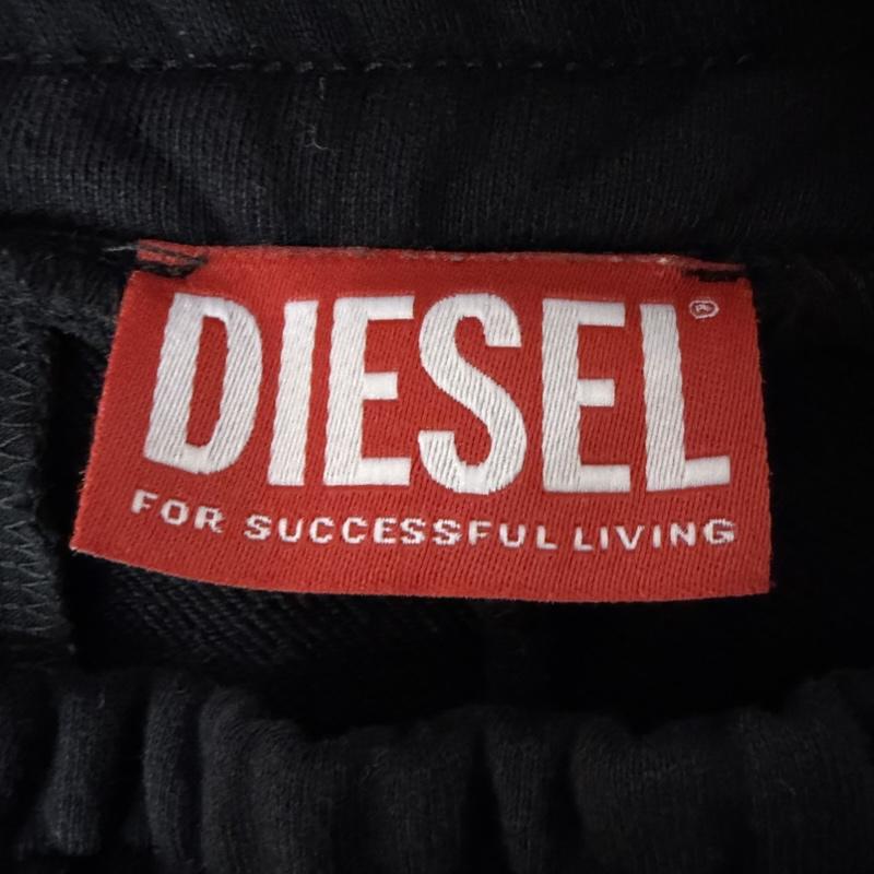 ディーゼル DIESEL ボトムス ボトムス P-CROWN-DIV スウェットハーフパンツ ショート 刺繍 A03760 S 無地 X ロゴ、文字 X ワンポイント 黒 / ブラック / black メンズ USED 古着 中古 50160989