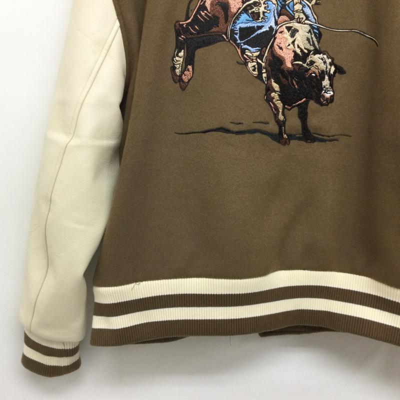 古着 USED ジャケット、上着 ジャンパー、ブルゾン a few Good Kids ア フュー グッド キッズ WESTERN VIRSTTY JACET ウエスタン バーシティー ジャケット スタジャン XL ロゴ、文字 X 刺繍 キャメル / キャメル / X アイボリー / アイボリー / メンズ USED 古着 中古 50161016