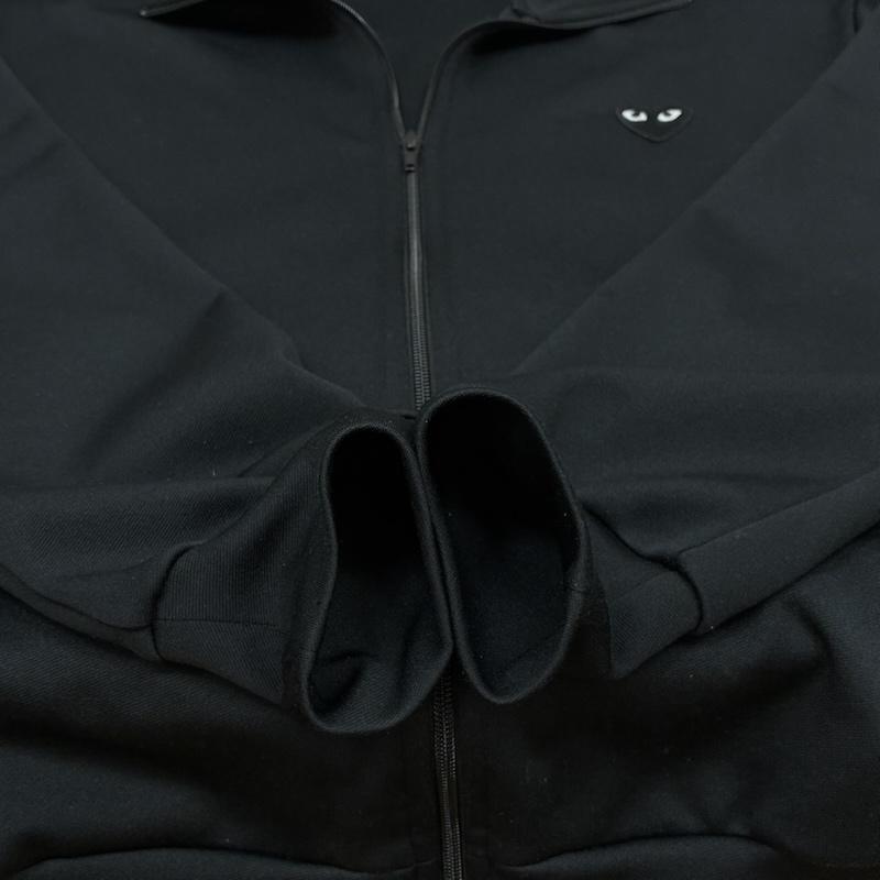 プレイコムデギャルソン PLAY COMME des GARCONS ジャケット、上着 ジャンパー、ブルゾン ブラック エンブレム スムース プリント エステル トラックジャケット ジャージ AX-T256 XL メンズ USED 古着 中古 50161111