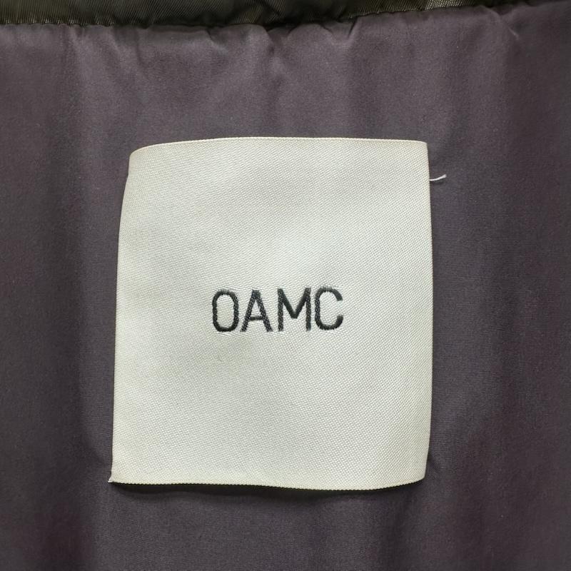 オーエーエムシー OAMC ジャケット、上着 ジャンパー、ブルゾン ラバー ロゴ ジップ ダウン ジャケット 23A28OAU36 L 緑 / グリーン / green メンズ USED 古着 中古 50161117