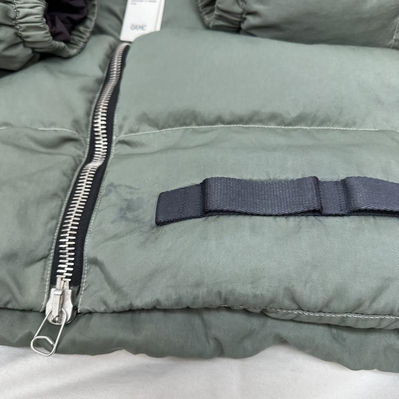 オーエーエムシー OAMC ジャケット、上着 ジャンパー、ブルゾン ラバー ロゴ ジップ ダウン ジャケット 23A28OAU36 L 緑 / グリーン / green メンズ USED 古着 中古 50161117