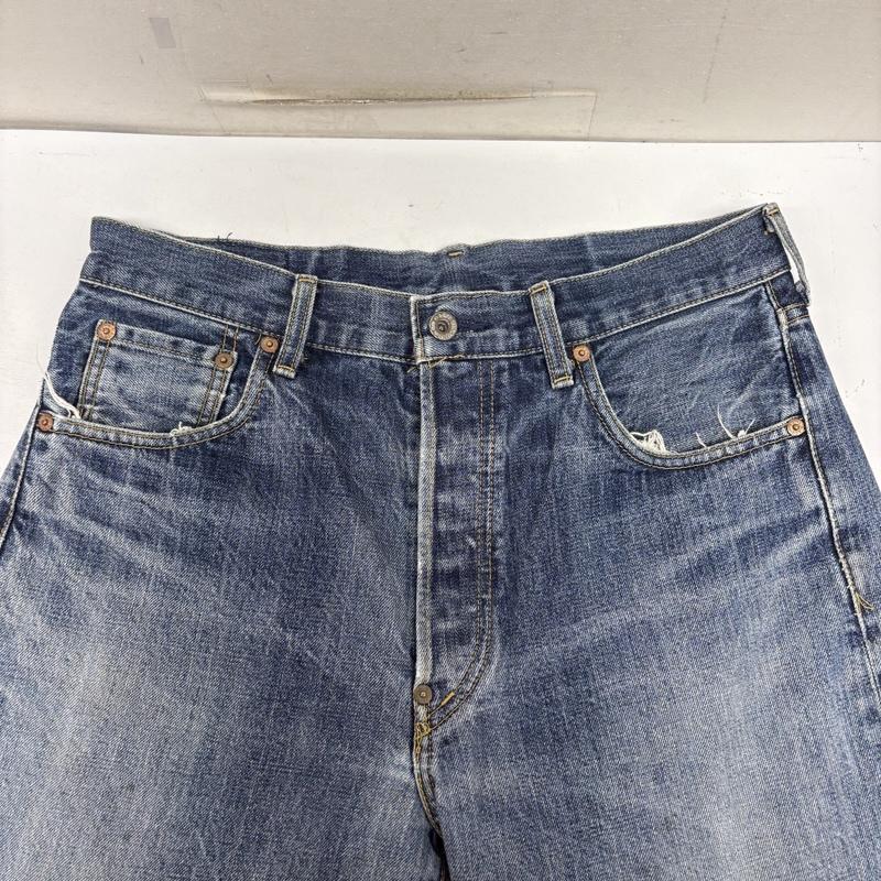 リーバイス Levi s パンツ デニム、ジーンズ 702 BIG E 赤耳 J09 ボタンフライ デニム ハーフ ショート パンツ ショーツ 33インチ インディゴ / インディゴ / Indigo メンズ USED 古着 中古 50161147