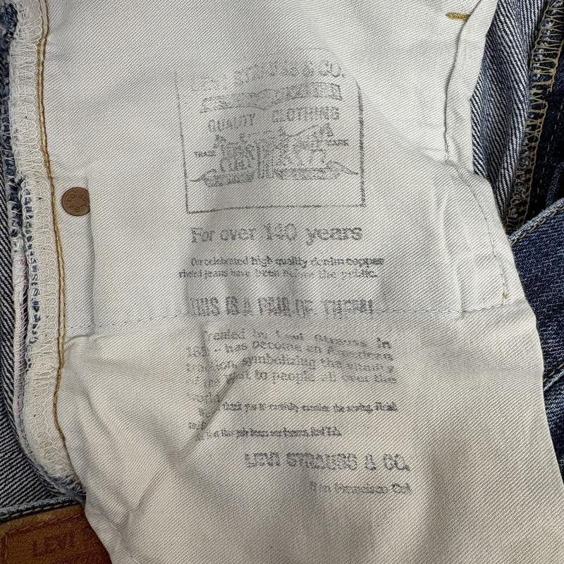 リーバイス Levi s パンツ デニム、ジーンズ 702 BIG E 赤耳 J09 ボタンフライ デニム ハーフ ショート パンツ ショーツ 33インチ インディゴ / インディゴ / Indigo メンズ USED 古着 中古 50161147