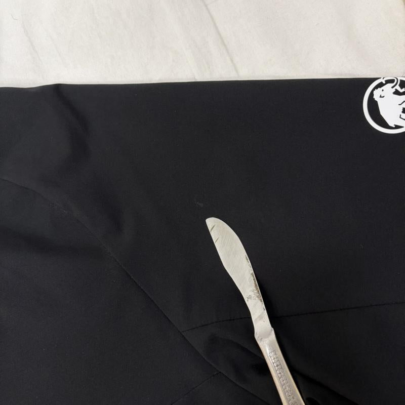 マムート Mammut ジャケット、上着 ジャンパー、ブルゾン 1011-00792 Macun 2.0 SO Hooded Jacket BLACK US:L / ASIA:XL XL プリント 黒 / ブラック / black X 白 / ホワイト / white メンズ USED 古着 中古 50161155