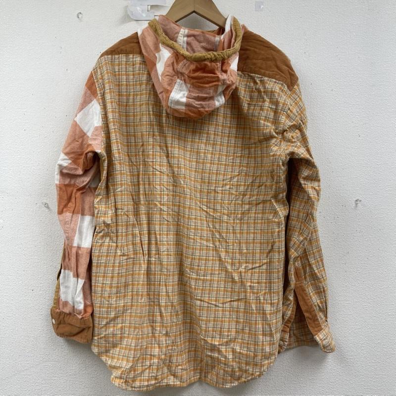 カールヘルム KARLHELMUT シャツ、ブラウス 長袖 切替デザイン ワッペン ロゴ 長袖 フード付き シャツ M キャメル / キャメル / メンズ USED 古着 中古 50161275
