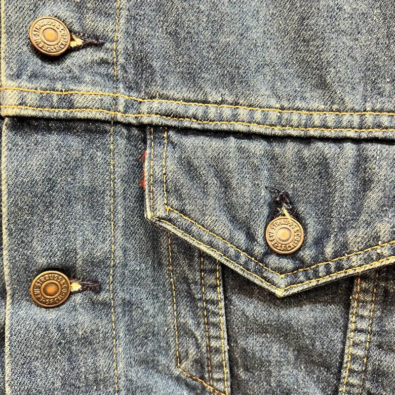 リーバイス Levi s ジャケット、上着 ジャンパー、ブルゾン 90s USA製 70505-0217 デニムジャケット イレギュラースタンプ 40 インディゴ / インディゴ / Indigo メンズ USED 古着 中古 50161302