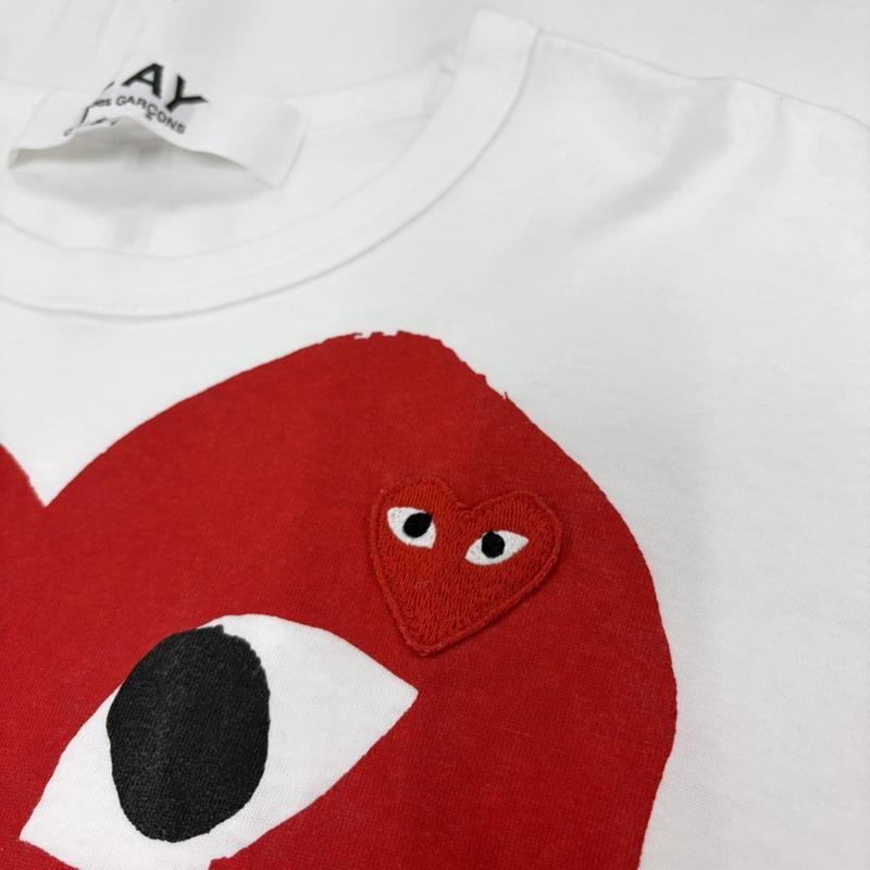 コムデギャルソン COMME des GARCONS Tシャツ 半袖 PLAY プレイ ハート 半袖 Tシャツ ロゴ プリント ワッペン パッチ S ロゴ、文字 X プリント X 刺繍 白 / ホワイト / white X 赤 / レッド / red X 青 / ブルー / blue レディース USED 古着 中古 50161316