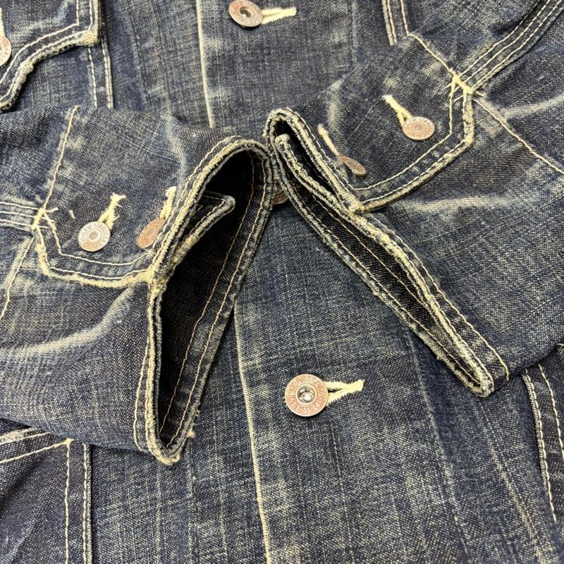 リーバイス Levi s ジャケット、上着 ジャケット、ブレザー 70823-03 デニムカバーオール M ダメージ加工 M 無地 インディゴ / インディゴ / Indigo メンズ USED 古着 中古 50161341