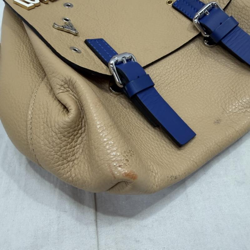 古着 USED リュックサック、デイパック リュックサック、デイバッグ bagolo ITALY製 ピンズカスタムデイパック リュックサック レザー ベージュ×ブルー - ベージュ / ベージュ / beige レディース USED 古着 中古 50161460