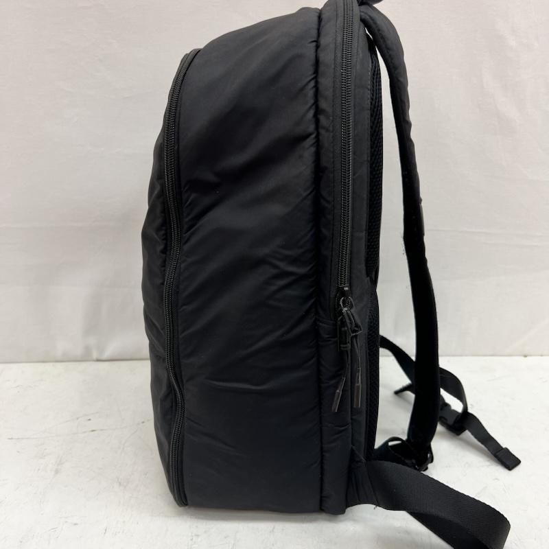 ワイスリー Y-3 リュックサック、デイパック リュックサック、デイバッグ TECH BACKPACK バックパック HD3336 - 黒 / ブラック / black メンズ USED 古着 中古 50161490
