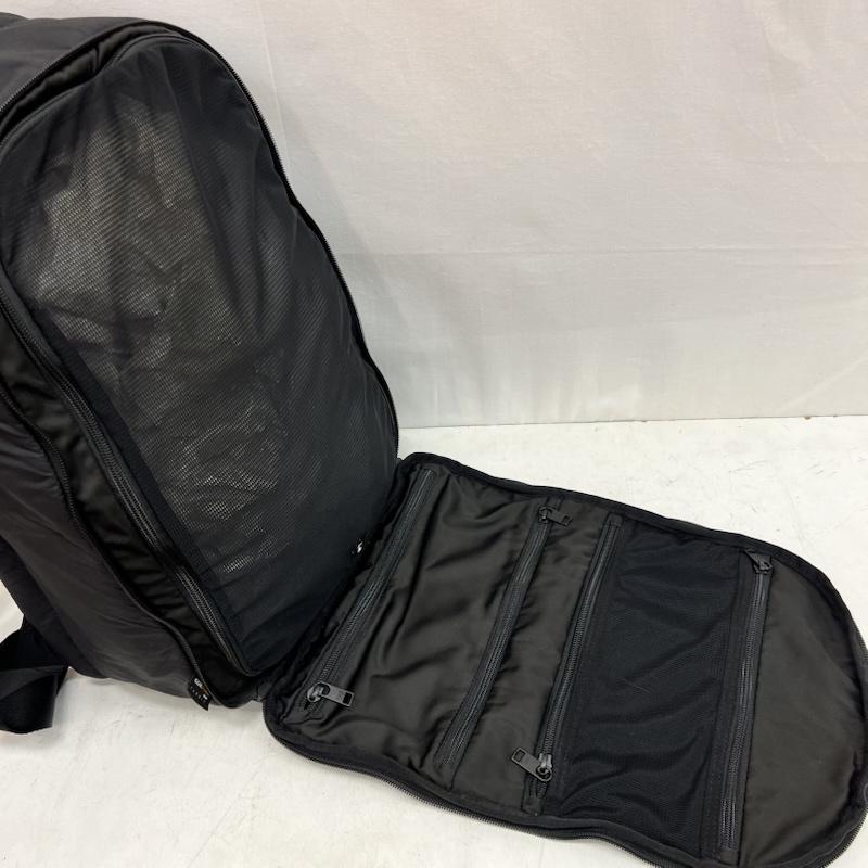 ワイスリー Y-3 リュックサック、デイパック リュックサック、デイバッグ TECH BACKPACK バックパック HD3336 - 黒 / ブラック / black メンズ USED 古着 中古 50161490