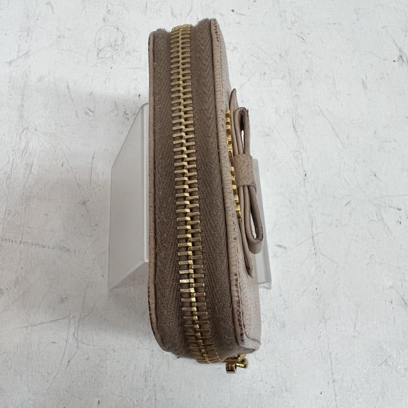 ミュウミュウ miu miu 財布 コンパクト財布 レザー リボン コインケース Cipria - ベージュ / ベージュ / beige レディース USED 古着 中古 50161491