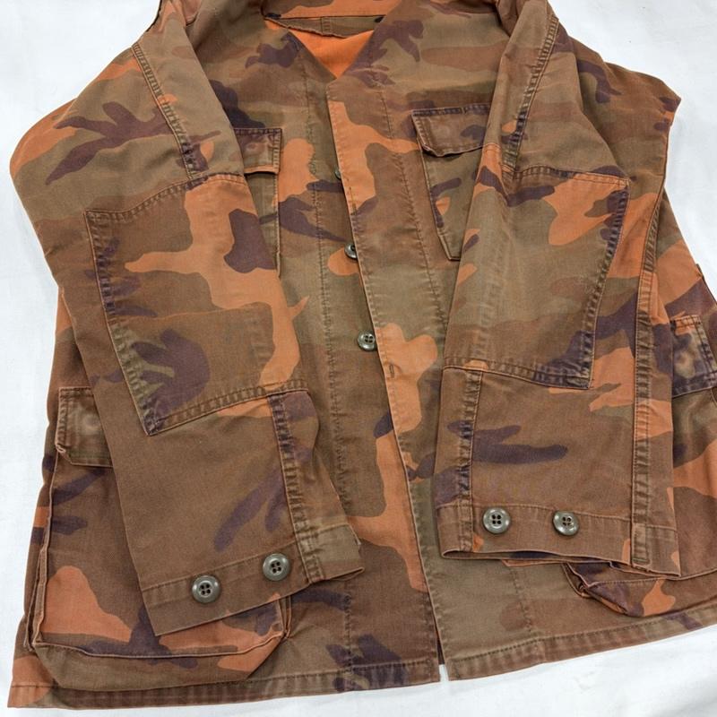 ＵＳフルギ US古着 ジャケット、上着 ジャケット、ブレザー US ARMY 後染め アメリカ軍 ウッドランド カモ ジャケット ミリタリー 迷彩 - カモフラージュ柄・迷彩 橙 / オレンジ / orange X カーキ / カーキ / khaki X 茶 / ブラウン / brown メンズ USED 古着 中古 50161499