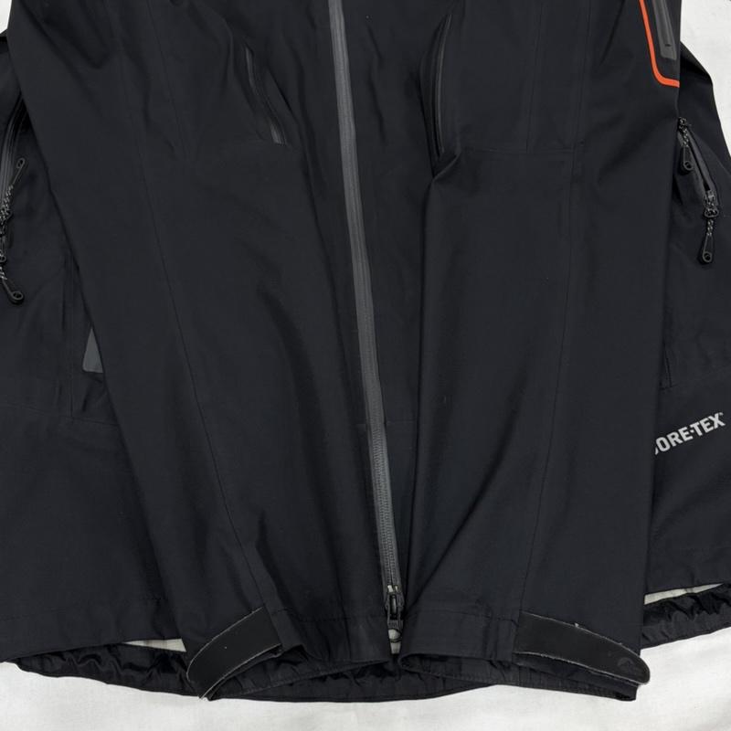 ロウアルパイン Lowe alpine ジャケット、上着 ジャンパー、ブルゾン WILDERNESS GTX JACKET GORE-TEX ゴアテックス ナイロンジャケット マウンテンパーカー ロゴ LFMX12201 - ロゴ、文字 X プリント 黒 / ブラック / black X 灰 / グレー / gray X 橙 / オレンジ / orange メンズ USED 古着 中古 50161502