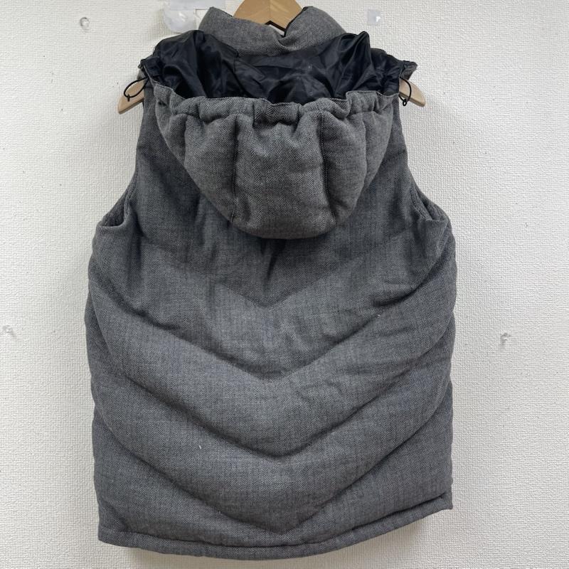ステューシー STUSSY ジャケット、上着 ダウンベスト ロゴ刺繍 ヘリンボーン柄 フード ダウンベスト M 灰 / グレー / gray メンズ USED 古着 中古 50161517