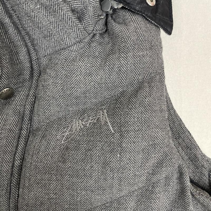 ステューシー STUSSY ジャケット、上着 ダウンベスト ロゴ刺繍 ヘリンボーン柄 フード ダウンベスト M 灰 / グレー / gray メンズ USED 古着 中古 50161517