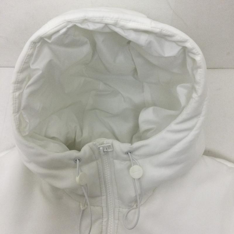 ナイキ NIKE ジャケット、上着 ジャンパー、ブルゾン スポーツウェア クラシック パファー Therma-FIT ルーズ フーデッド ジャケット FB7673-100 M 無地 白 / ホワイト / white レディース USED 古着 中古 50161579