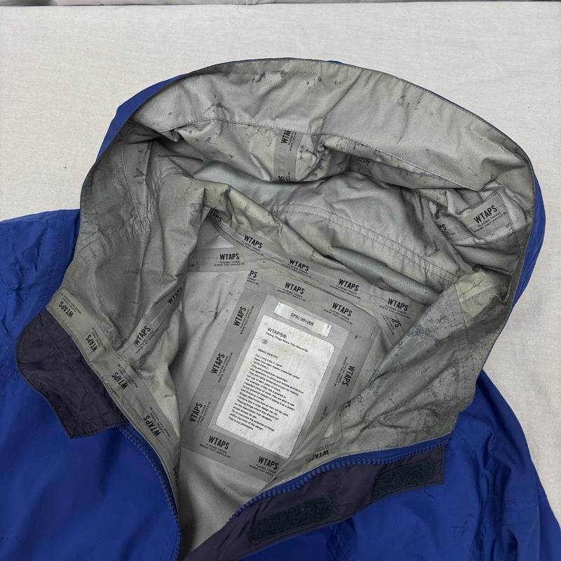 ダブルタップス WTAPS ジャケット、上着 ジャンパー、ブルゾン 141GWDT-JKM03 リップストップ ナイロン ジャケット CONCRETE ENVIRONMENT 3 青 / ブルー / blue メンズ USED 古着 中古 50161581