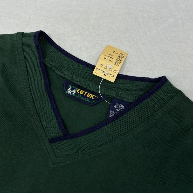 エディーバウアー Eddie Bauer Tシャツ 半袖 90年代 ビンテージ EBTEK パネル切替し Vネック Tシャツ 90s VINTAGE S 緑 / グリーン / green X 白 / ホワイト / white メンズ USED 古着 中古 50161600