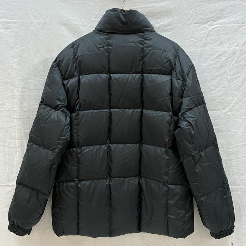 ラルフローレン RALPHLAUREN ジャケット、上着 ダウンジャケット ラバー ロゴ スタンドカラー ジップアップ ダウンジャケット 2WAY 収納 フード L メンズ USED 古着 中古 50161627