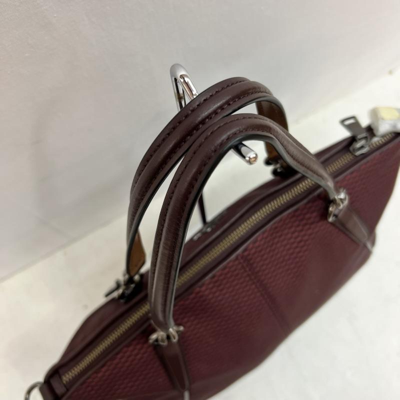 コーチ COACH ショルダーバッグ ショルダーバッグ 2WAY ショルダーバッグ エクスプローデッド F57244 - 赤 / レッド / red レディース USED 古着 中古 50161657