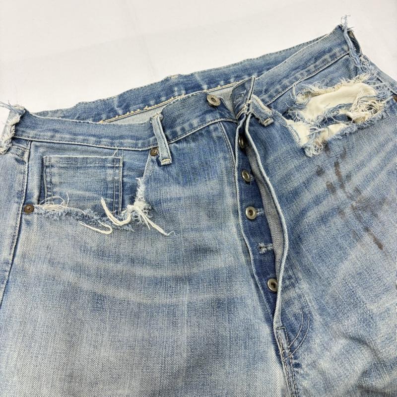 リーバイス Levi s パンツ デニム、ジーンズ 501 大戦モデル ヴィンテージ セルビッチ 赤耳 日本製 BIGE J22 J15970 36インチ メンズ USED 古着 中古 50161683