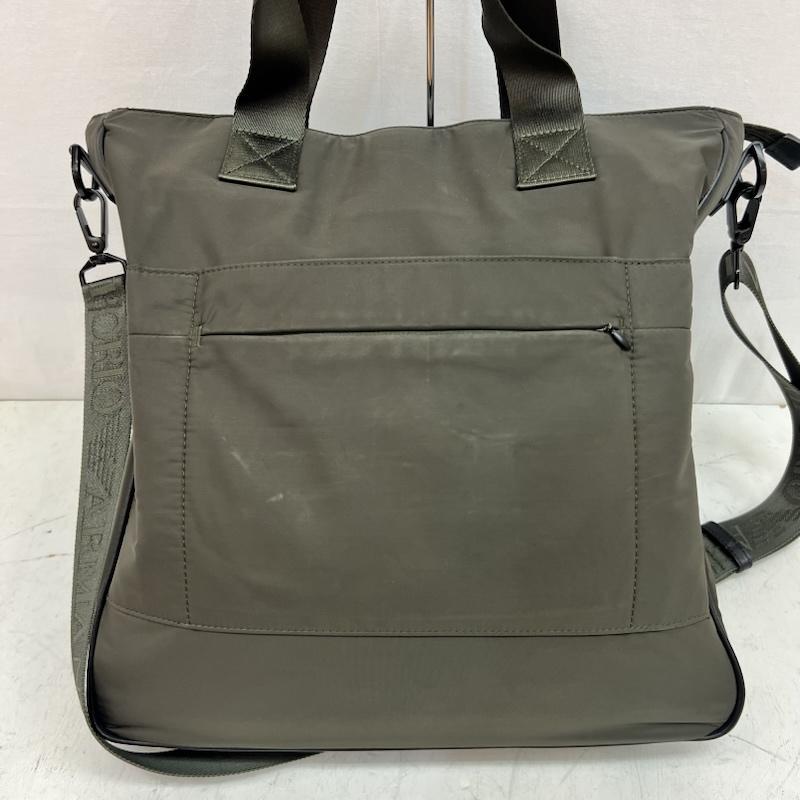 エンポリオアルマーニ EMPORIO ARMANI ショルダーバッグ ショルダーバッグ トラベル エッセンシャル トートバッグ 2way - カーキ / カーキ / khaki メンズ USED 古着 中古 50161727