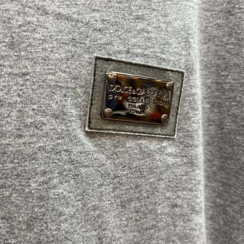 ドルチェアンドガッバーナ DOLCE&GABBANA Tシャツ 半袖 ロゴプレート ダメージ加工 Vネック Tシャツ 46 灰 / グレー / gray メンズ USED 古着 中古 50161755