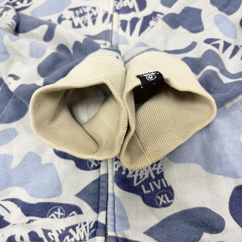 ステューシー STUSSY パーカー 長袖 カモフラ 迷彩 ロゴ 総柄 ジップアップ フルジップ パーカー スウェット S ロゴ、文字 X プリント X カモフラージュ柄・迷彩 青 / ブルー / blue X 灰 / グレー / gray X 紺 / ネイビー / navy メンズ USED 古着 中古 50161778