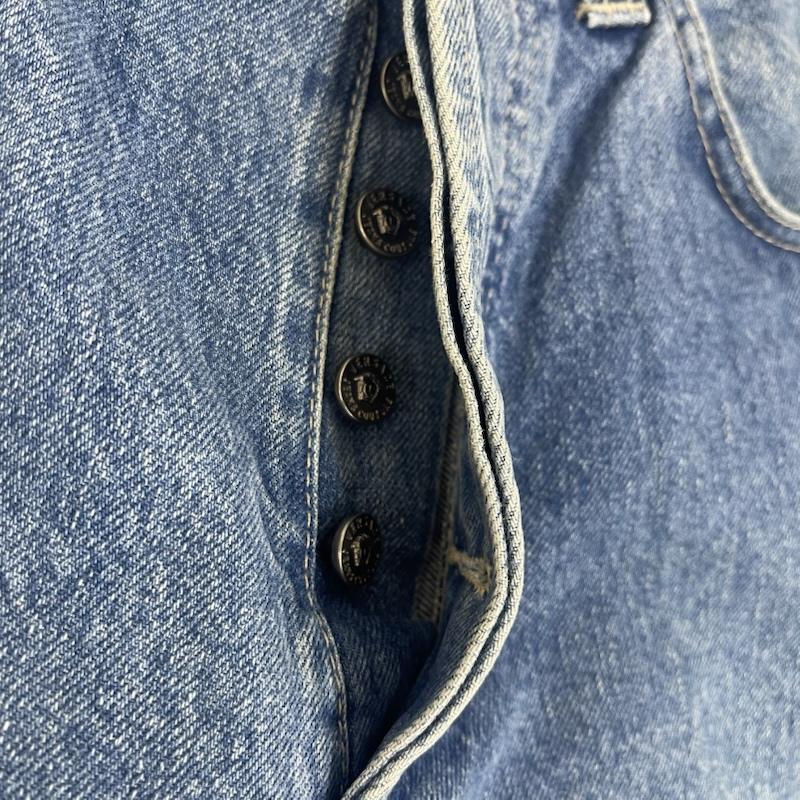 ヴェルサーチ VERSACE パンツ デニム、ジーンズ JEANS COUTURE イタリア製 ボタンフライ デニム パンツ 44 インディゴ / インディゴ / Indigo メンズ USED 古着 中古 50161823