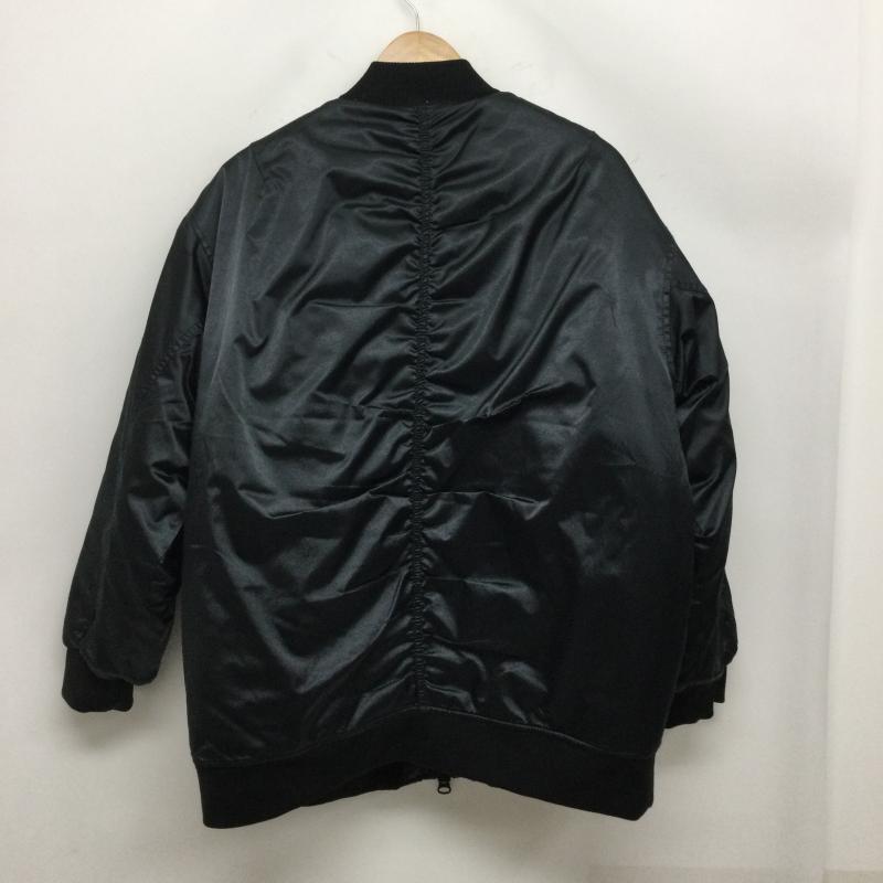 アディダス adidas ジャケット、上着 ジャンパー、ブルゾン adidas LONG BOMBER JACKET　ED7600 L 無地 黒 / ブラック / black レディース USED 古着 中古 50161872