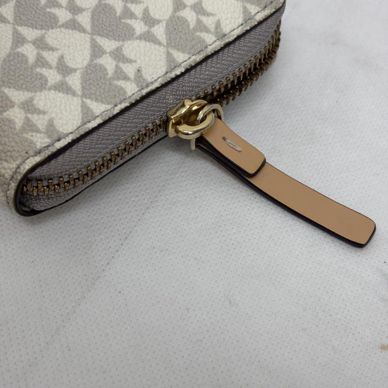 ケイトスペード Kate Spade 財布 長財布 ラウンドファスナー 長財布 プレートロゴ - レディース USED 古着 中古 50161901