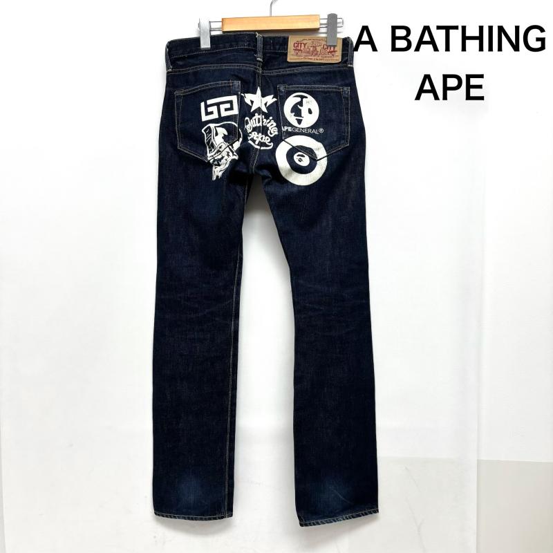 アベイシングエイプ A BATHING APE パンツ デニム、ジーンズ 初期 歴代ロゴ バックプリント デニム XXS レディース USED 古着 中古 50161915