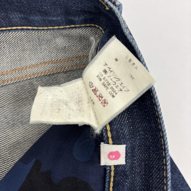 アベイシングエイプ A BATHING APE パンツ デニム、ジーンズ 初期 歴代ロゴ バックプリント デニム XXS レディース USED 古着 中古 50161915