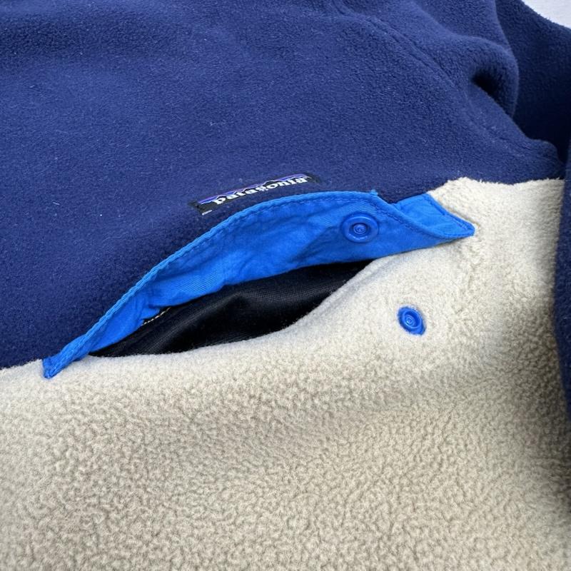 パタゴニア patagonia ジャケット、上着 ジャンパー、ブルゾン シンチラ ハーフ スナップ フリース プルオーバー 25450 FA14 XL 紺 / ネイビー / navy X アイボリー / アイボリー / メンズ USED 古着 中古 50161916