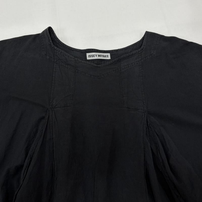 イッセイミヤケ ISSEY MIYAKE ワンピース ひざ丈スカート タックデザイン 半袖 ワンピース チュニック 2 無地 黒 / ブラック / black レディース USED 古着 中古 50161963