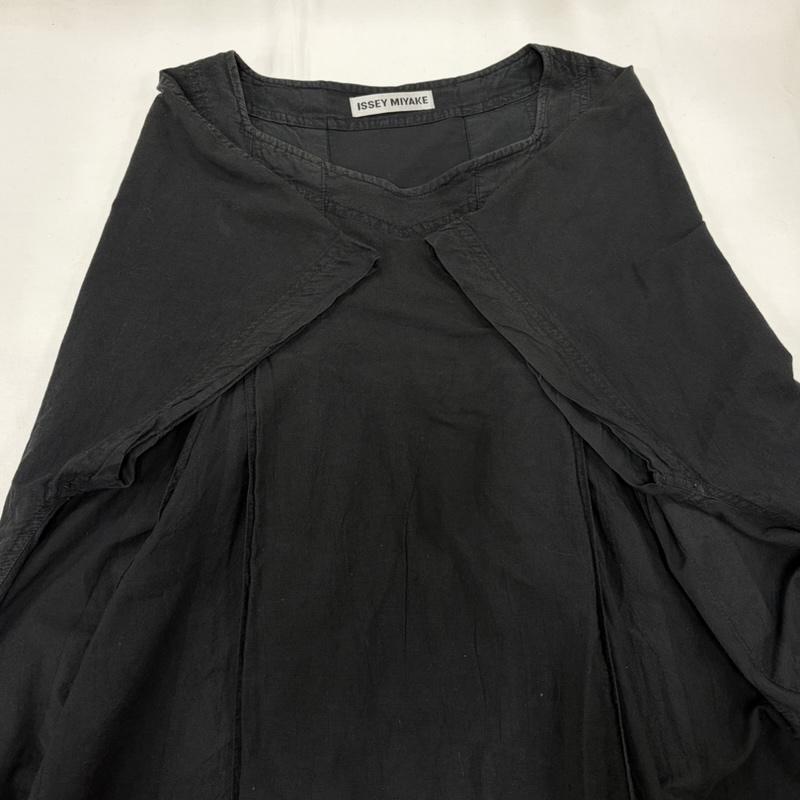 イッセイミヤケ ISSEY MIYAKE ワンピース ひざ丈スカート タックデザイン 半袖 ワンピース チュニック 2 無地 黒 / ブラック / black レディース USED 古着 中古 50161963