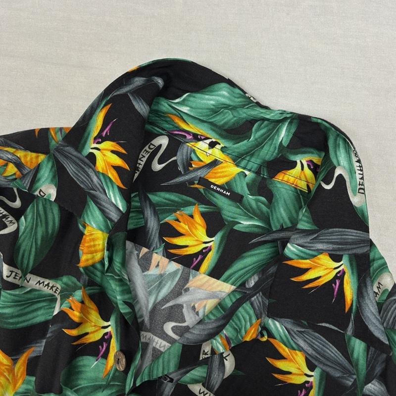 デンハム DENHAM シャツ、ブラウス 半袖 花柄 ロゴ 総柄 レーヨン アロハ シャツ 1110421 M メンズ USED 古着 中古 50161999